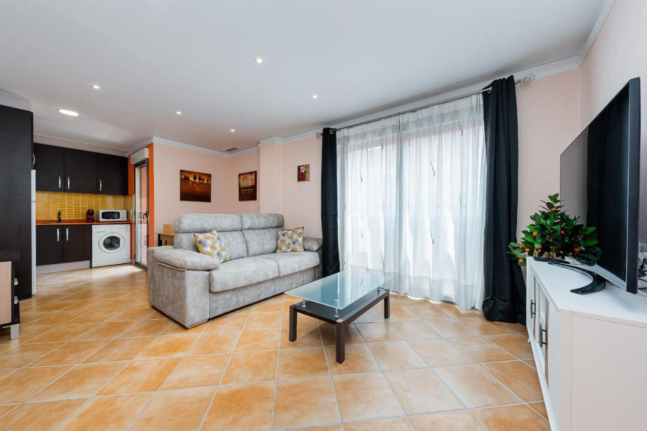 Mediterranean Apart Los Palacios Los Palacios  Экстерьер фото